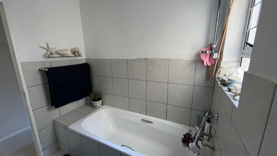 To Let 2 Bedroom Property for Rent in Century City Western Cape